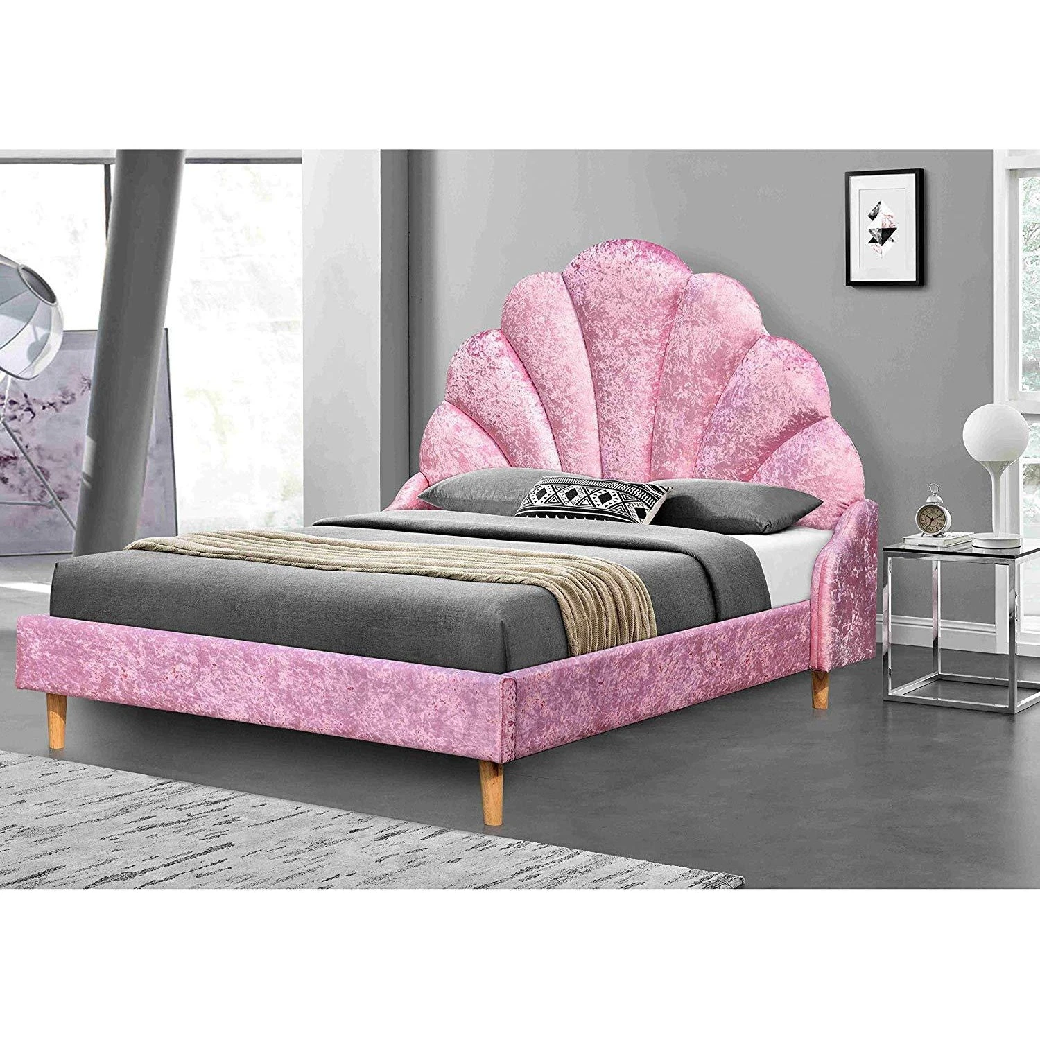 Cherry Tree Furniture ARIEL Pink Crushed Velvet Upholstered Kid's Princess Bed With Scalloped Headboard 6 Cherry Tree Furniture ARIEL Pink Crushed Velvet Upholstered Kid's Princess Bed With Scalloped Headboard - Image 4