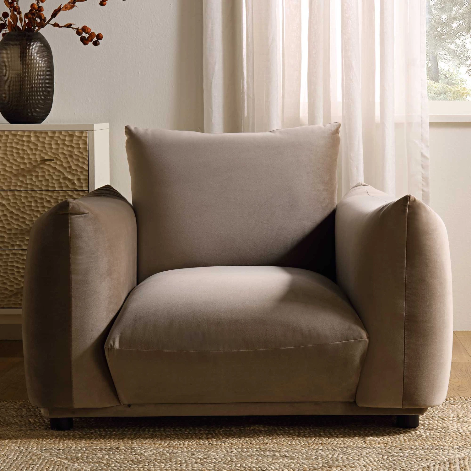 Gianni Armchair, Mink Velvet 4 Gianni Armchair, Mink Velvet - Image 2