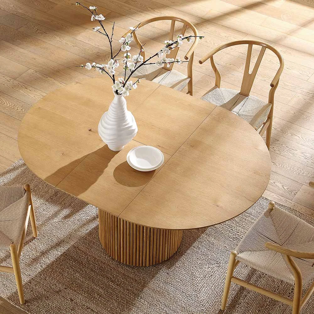 Maru Round 4-6 Seater Extending Oak Pedestal Dining Table, Oak 4 Maru Round 4-6 Seater Extending Oak Pedestal Dining Table, Oak - Image 2