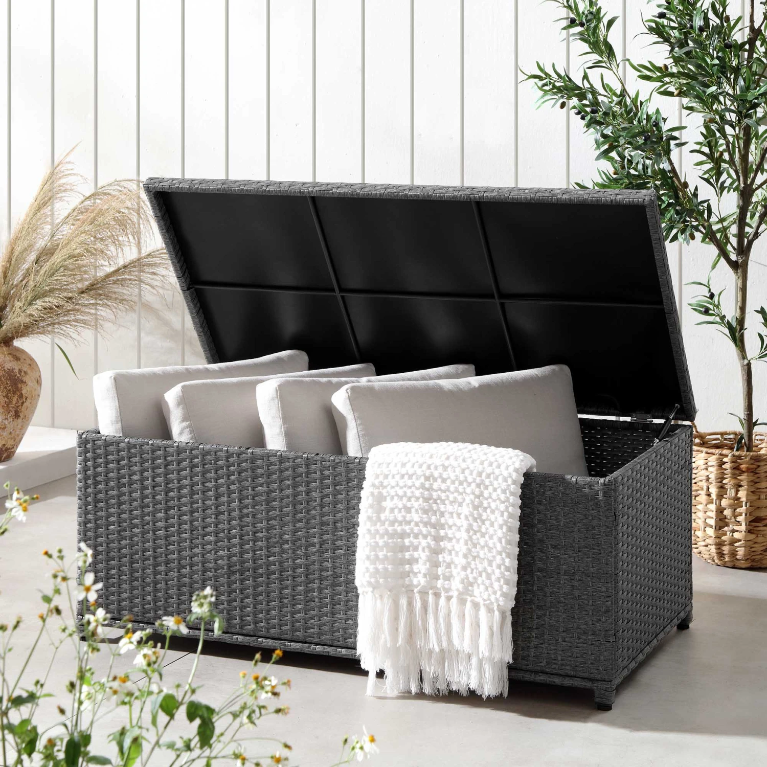Granchester 120cm Rattan Storage Box, Grey 3 Granchester 120cm Rattan Storage Box, Grey