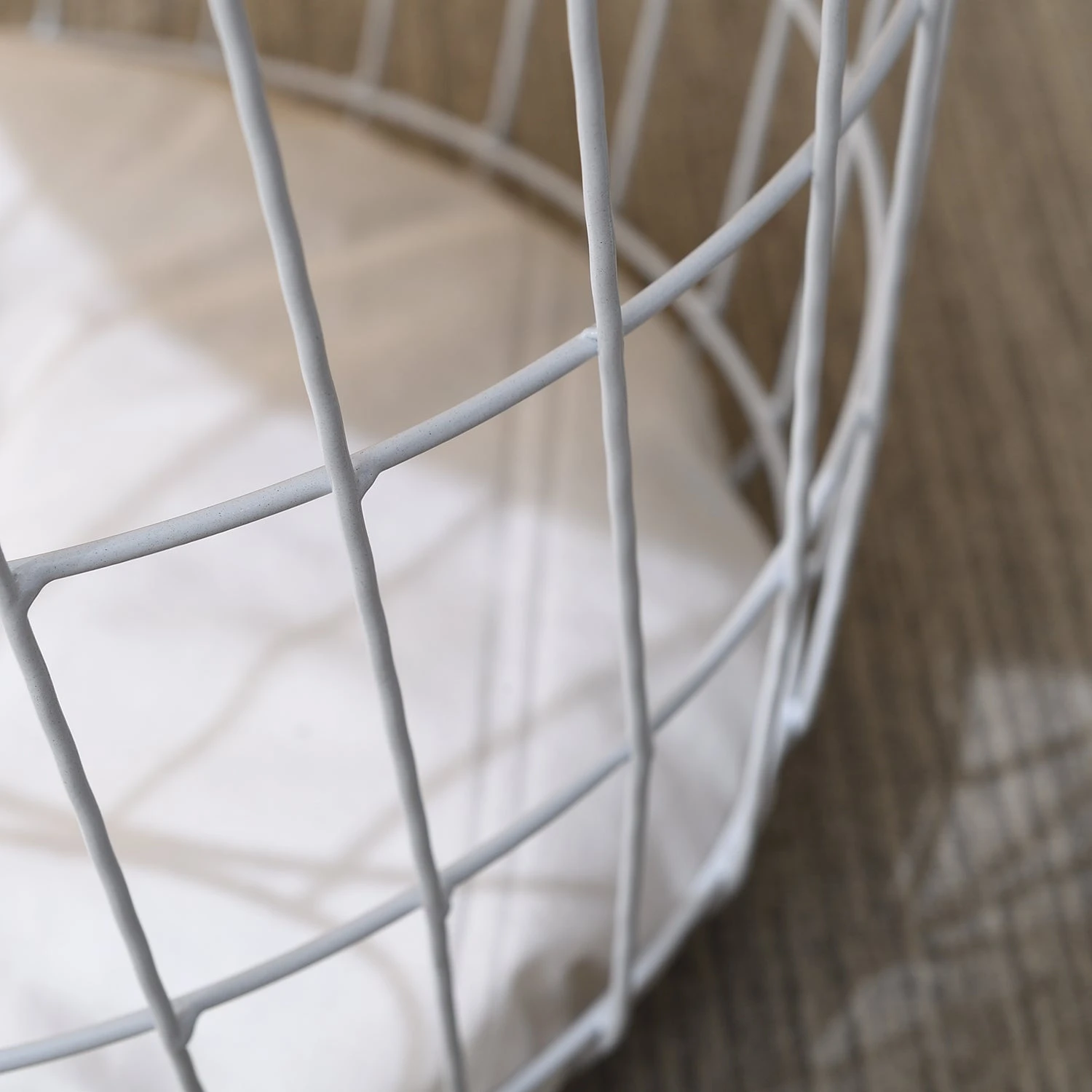 Mau Side Table/Indoor Cat House With Cushion (White) 5 Mau Side Table/Indoor Cat House With Cushion (White) - Image 3